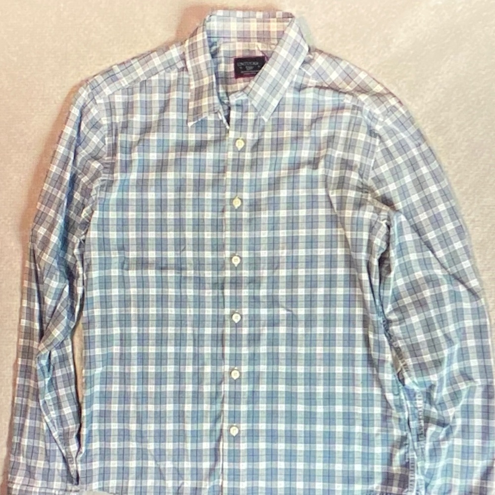 UNTUCKit Men's Light Blue and White Checkered Shirt
